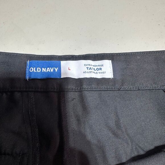 NWT Old Navy Women’s Extra High-Waisted Linen-Blend Taylor Trouser Shorts Size L - Picture 8 of 14